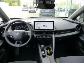 TOYOTA C-HR 1.8 VVT-i Hybrid Kamera PDC