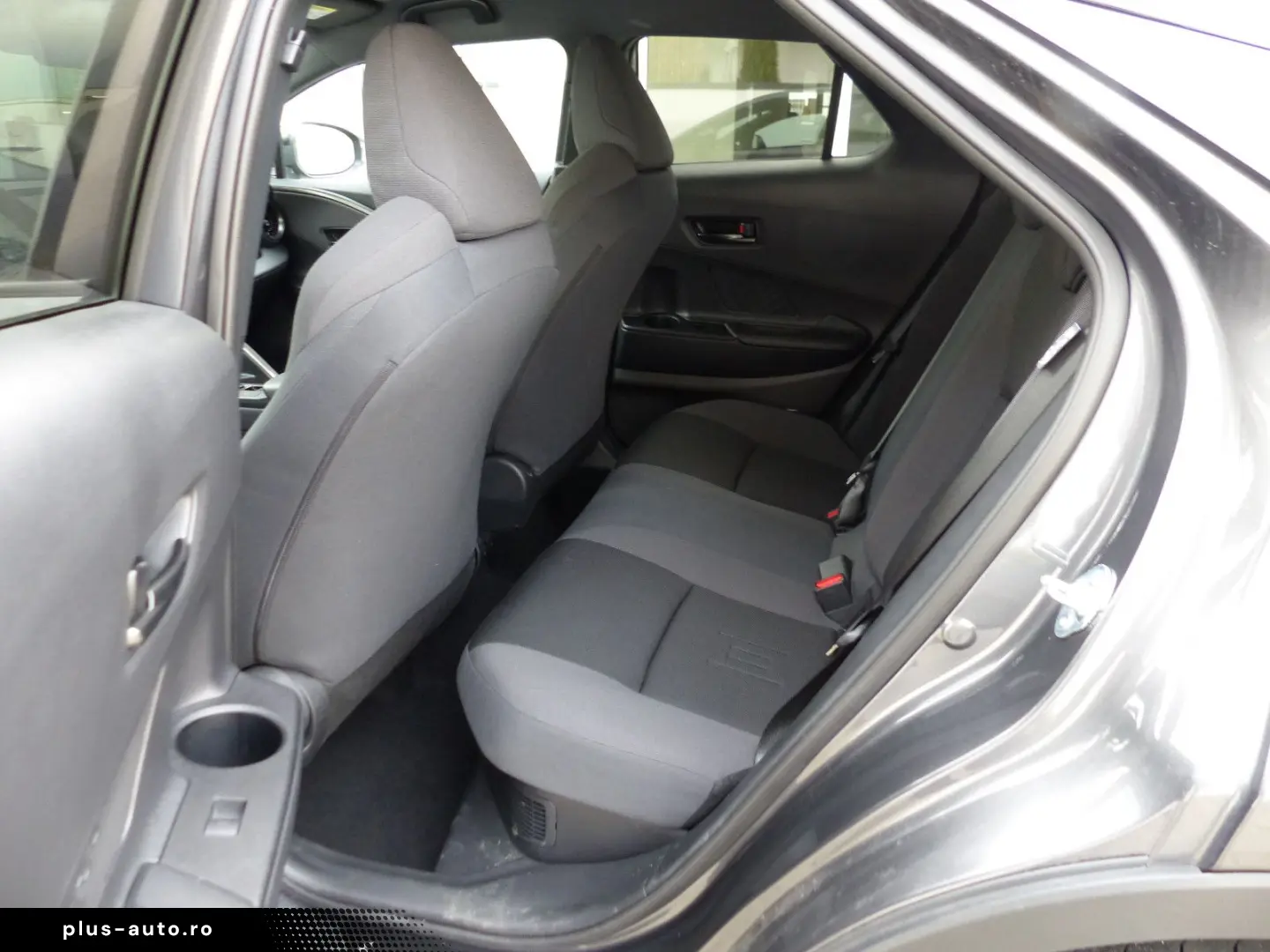 TOYOTA C-HR 1.8 VVT-i Hybrid Kamera PDC