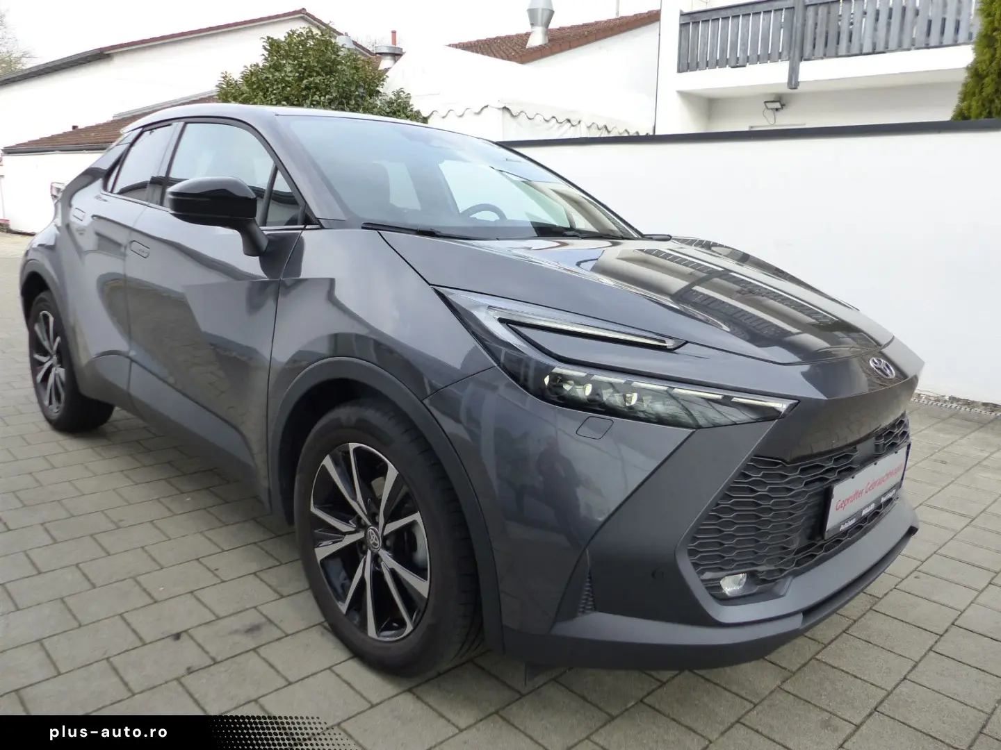 TOYOTA C-HR 1.8 VVT-i Hybrid Kamera PDC