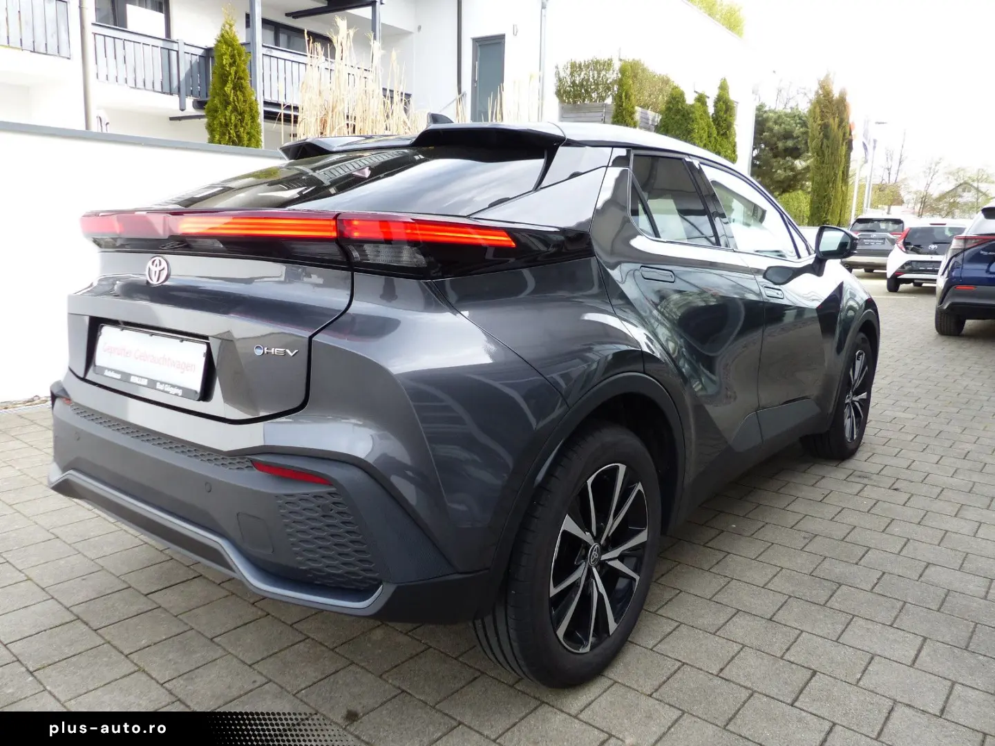 TOYOTA C-HR 1.8 VVT-i Hybrid Kamera PDC