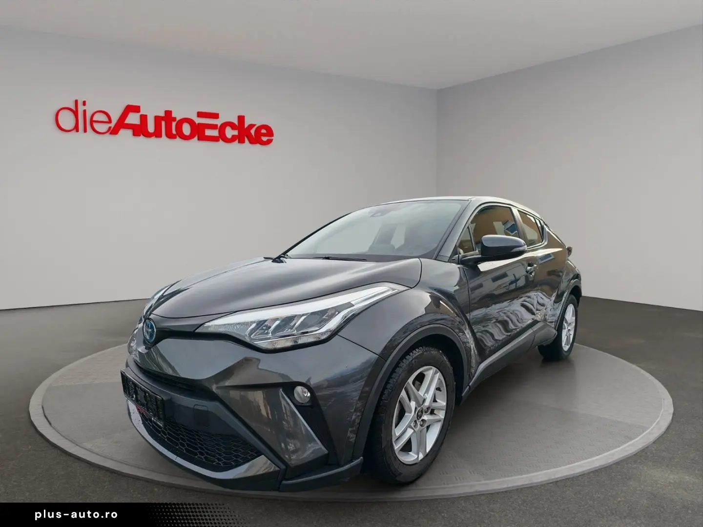 TOYOTA C-HR Hybrid C-ENTER