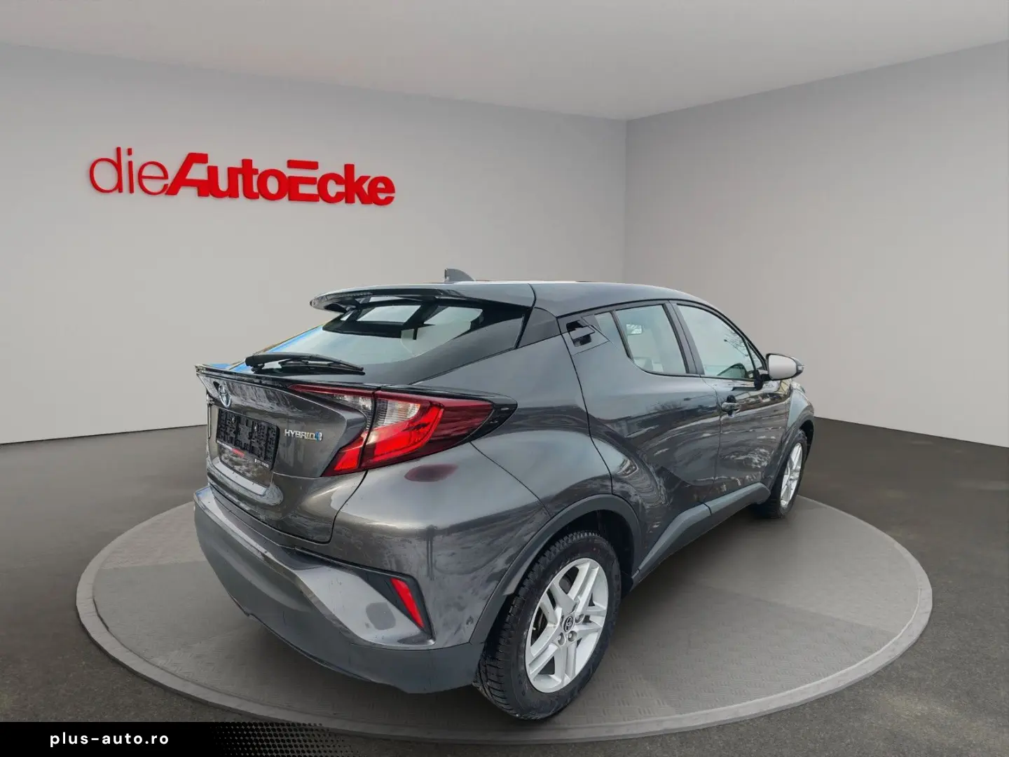 TOYOTA C-HR Hybrid C-ENTER