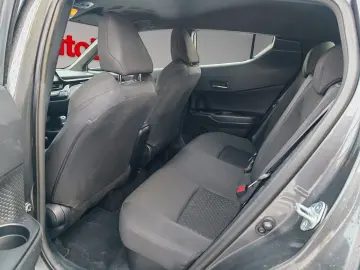 TOYOTA C-HR Hybrid C-ENTER