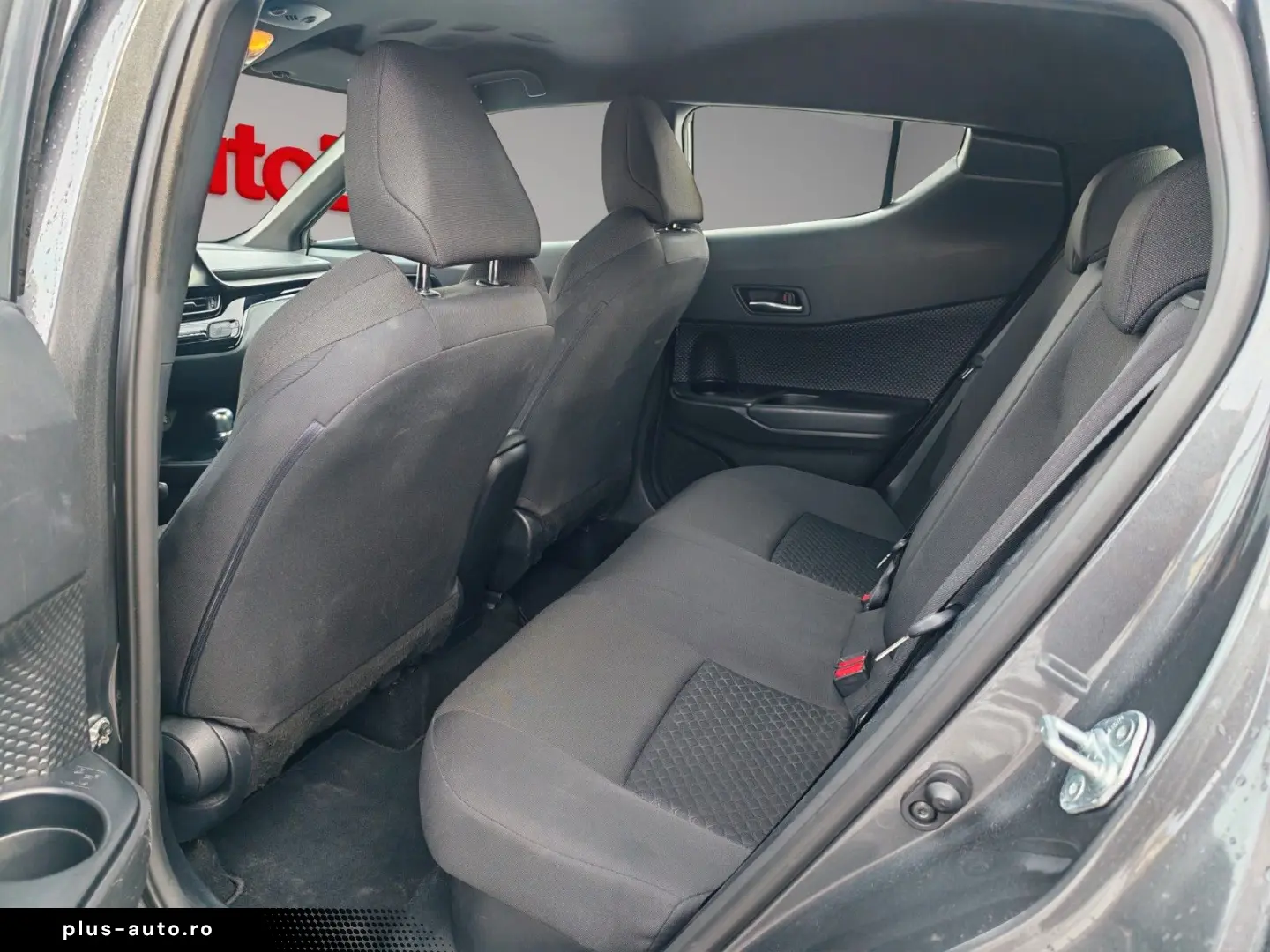 TOYOTA C-HR Hybrid C-ENTER