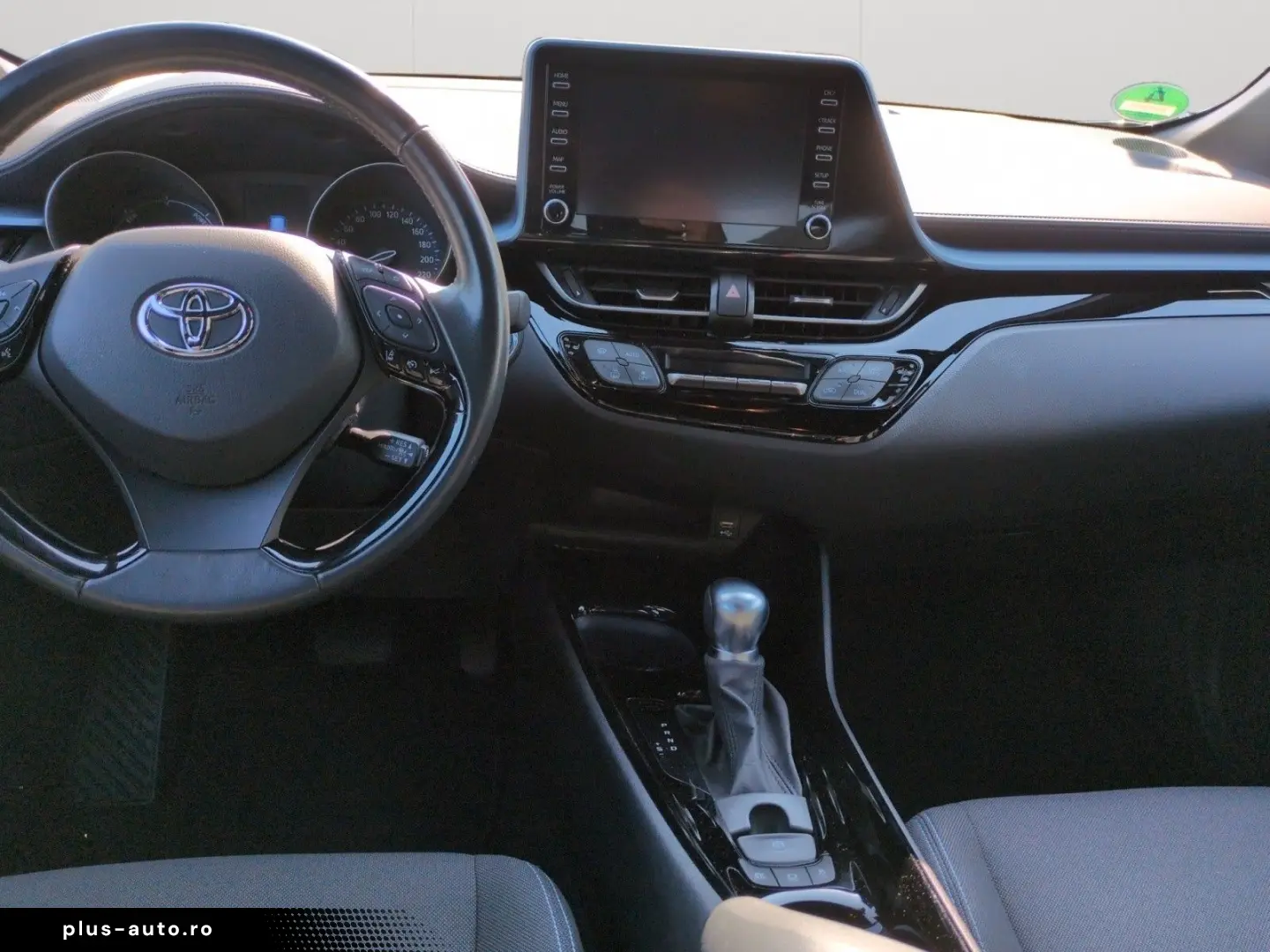 TOYOTA C-HR 2.0l Hybrid Team Deutschland