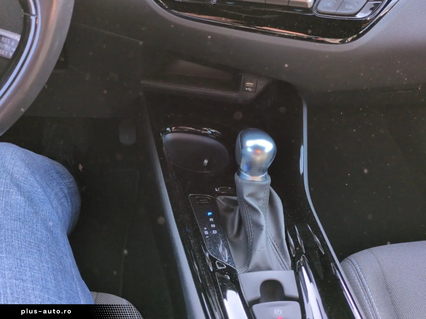 TOYOTA C-HR 2.0l Hybrid Team Deutschland