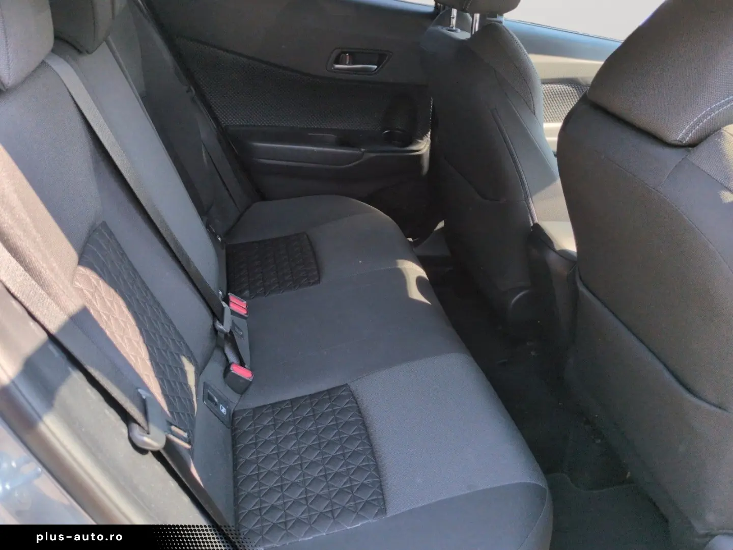 TOYOTA C-HR 2.0l Hybrid Team Deutschland