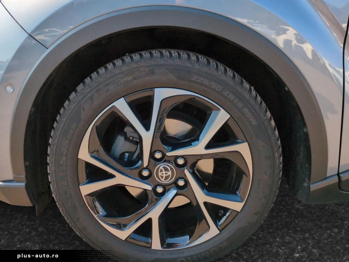 TOYOTA C-HR 2.0l Hybrid Team Deutschland