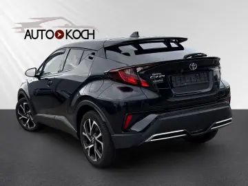 TOYOTA C-HR Hybrid Team D LED