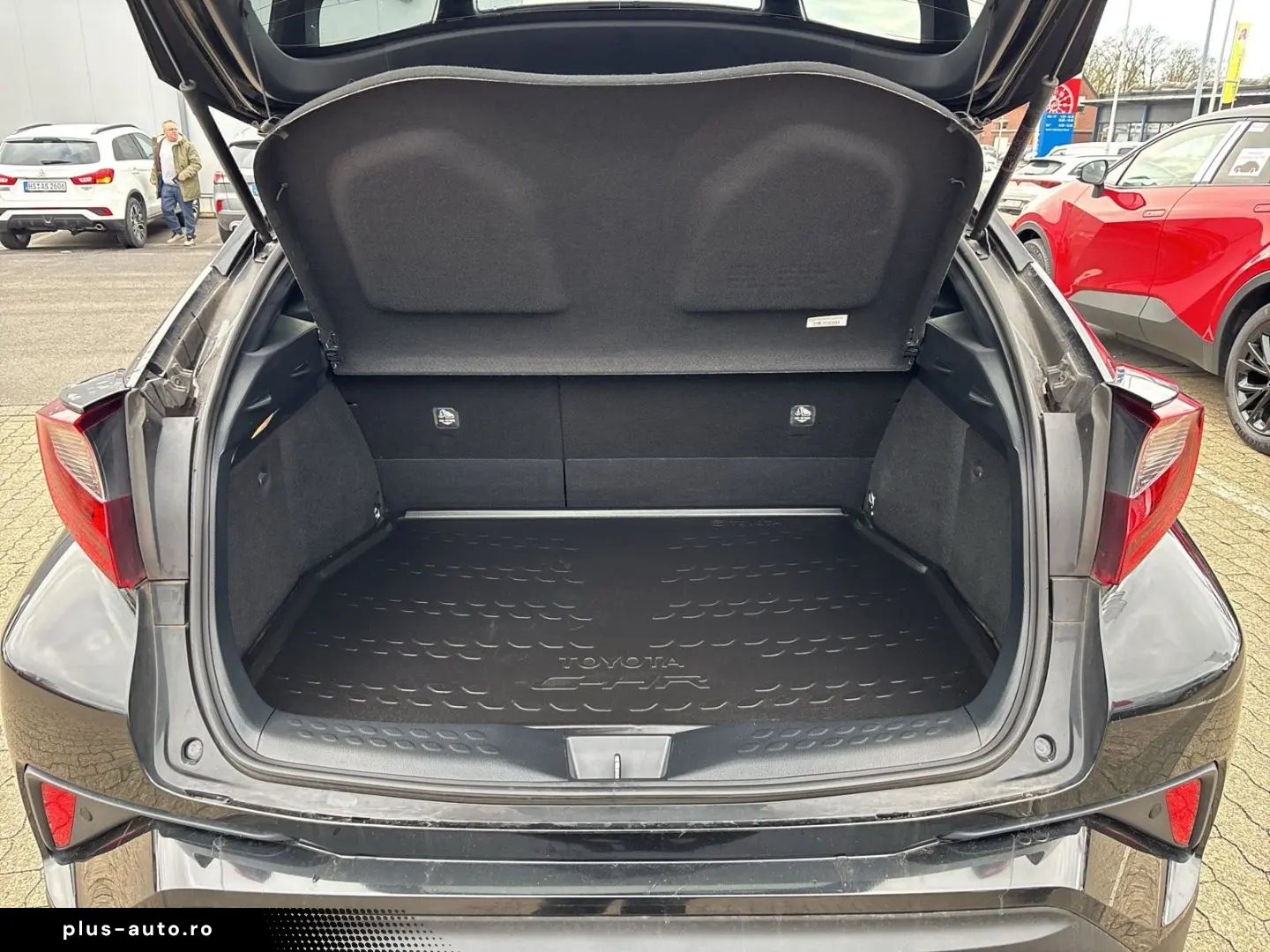 TOYOTA C-HR Hybrid Team D LED