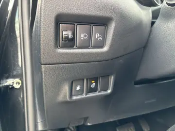 TOYOTA C-HR Hybrid Team D LED