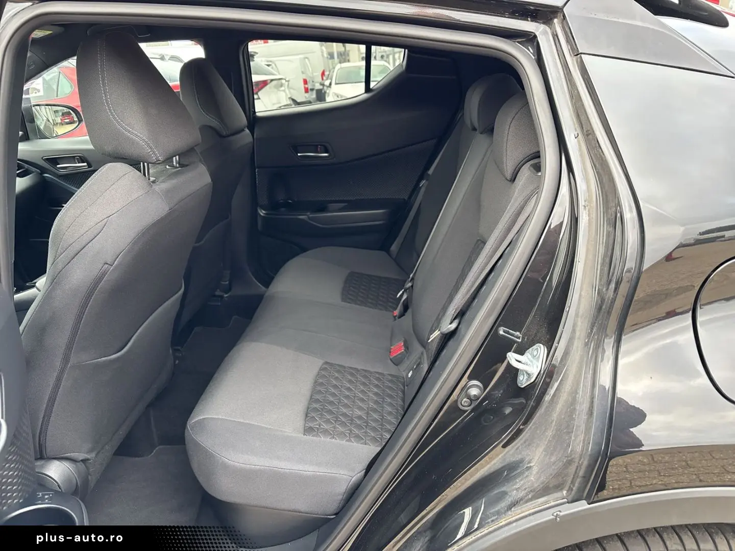 TOYOTA C-HR Hybrid Team D LED