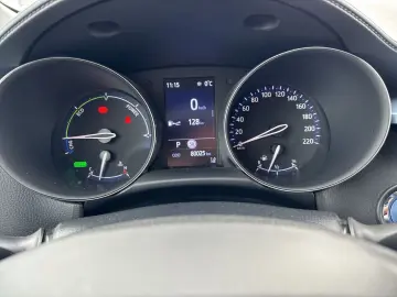 TOYOTA C-HR Hybrid Team D LED