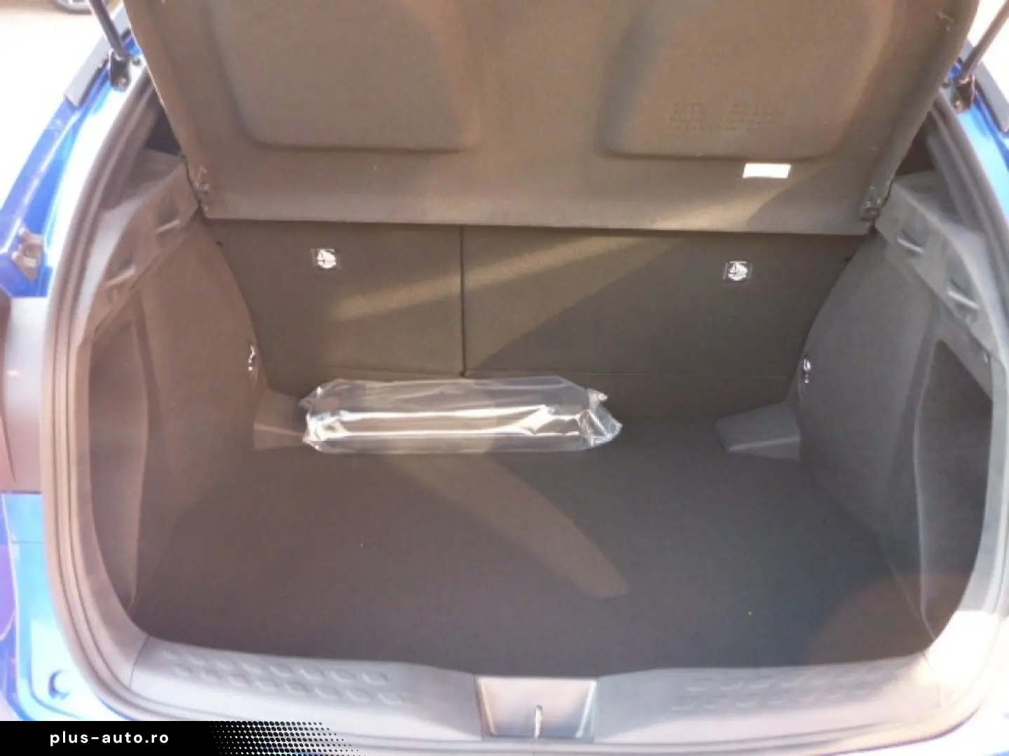 TOYOTA C-HR Hybrid 1.8 AT Team Deutschland