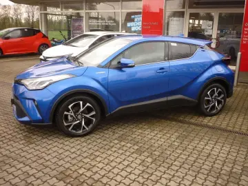 TOYOTA C-HR Hybrid 1.8 AT Team Deutschland