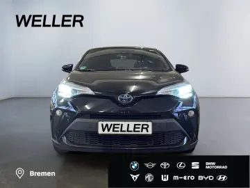 TOYOTA C-HR 2.0 Hybrid Team D  8-fach