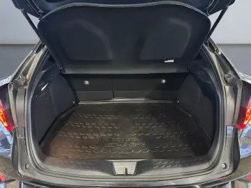 TOYOTA C-HR 2.0 Hybrid Team D  8-fach