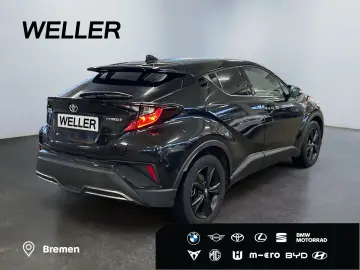 TOYOTA C-HR 2.0 Hybrid Team D  8-fach