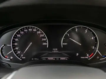 BMW X4 xDrive20d Advantage Aut. Navi Pano AHK Sitzhz