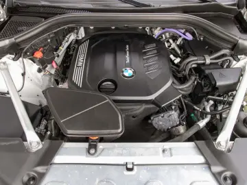 BMW X4 xDrive20d Advantage Aut. Navi Pano AHK Sitzhz