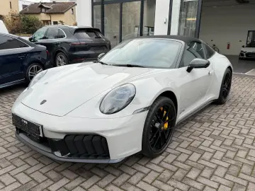 PORSCHE 992 Targa 4 GTS Keramik Lift €240'