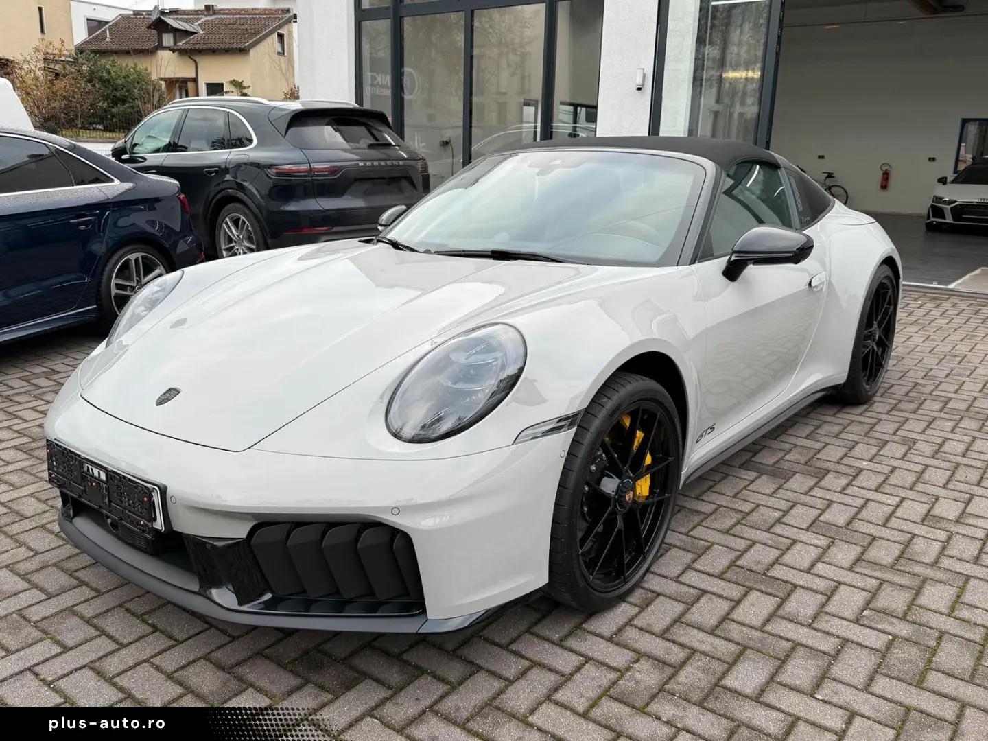 PORSCHE 992 Targa 4 GTS Keramik Lift €240'