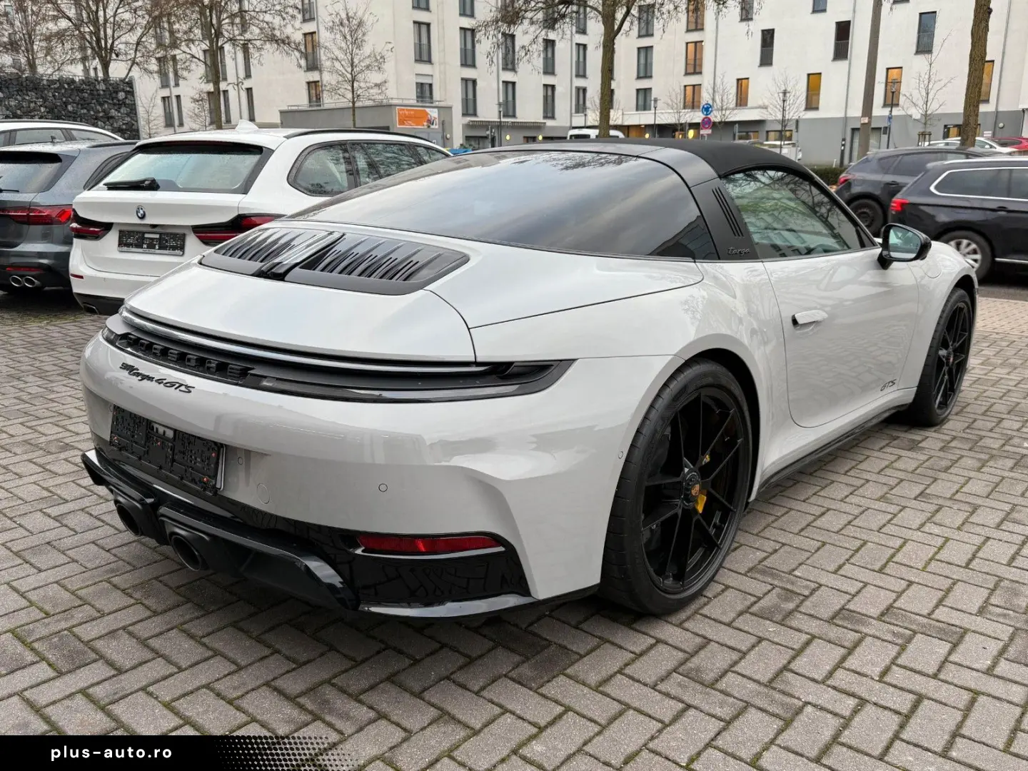 PORSCHE 992 Targa 4 GTS Keramik Lift €240'