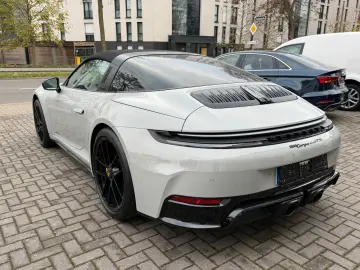 PORSCHE 992 Targa 4 GTS Keramik Lift €240'