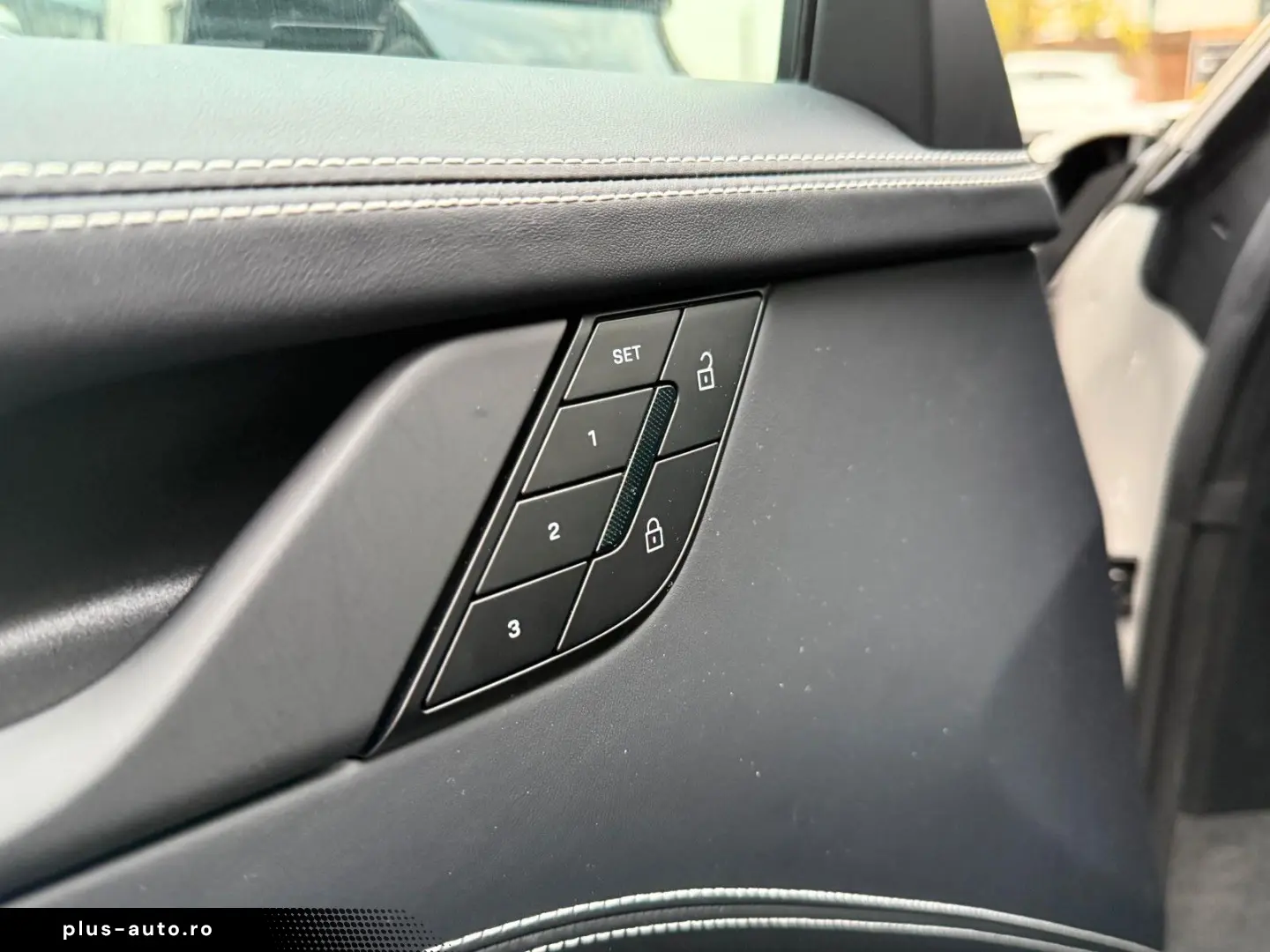 PORSCHE 992 Targa 4 GTS Keramik Lift €240'