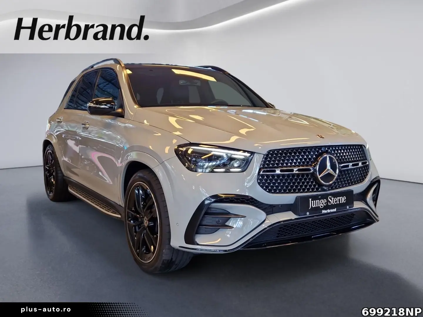 MERCEDES-BENZ GLE 450 d 4matic AMG Pano LED 22