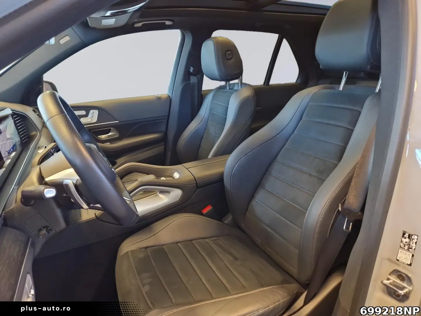 MERCEDES-BENZ GLE 450 d 4matic AMG Pano LED 22