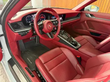 PORSCHE 911 Carrera Cabriolet