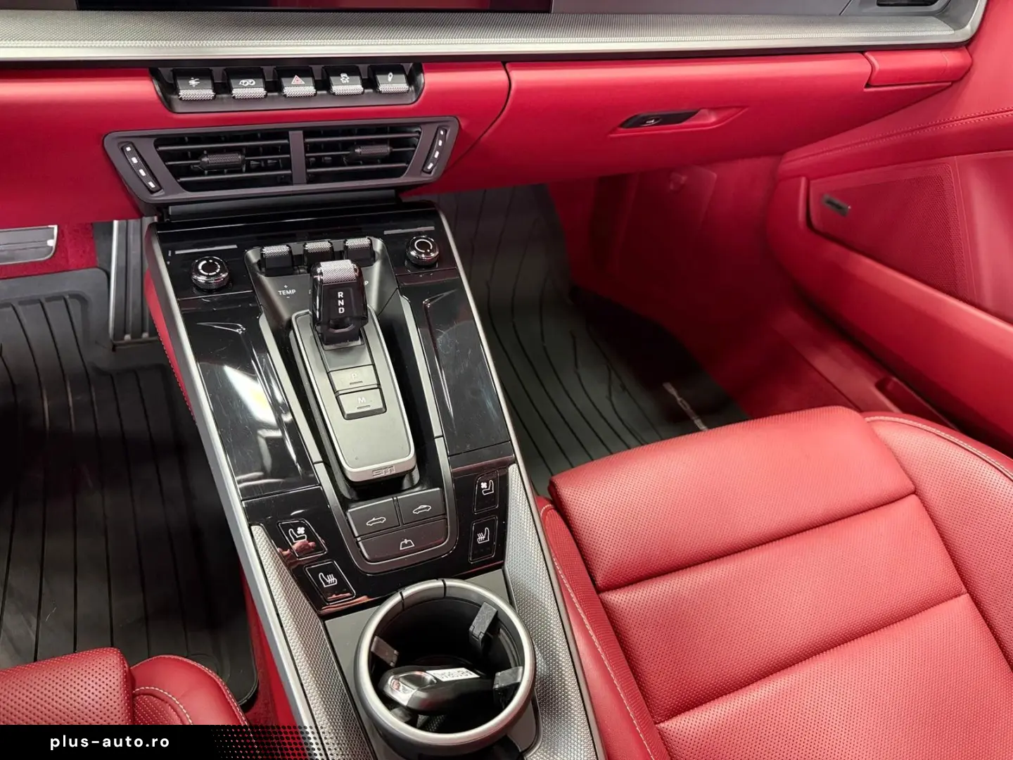 PORSCHE 911 Carrera Cabriolet