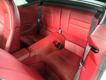 PORSCHE 911 Carrera Cabriolet