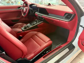 PORSCHE 911 Carrera Cabriolet