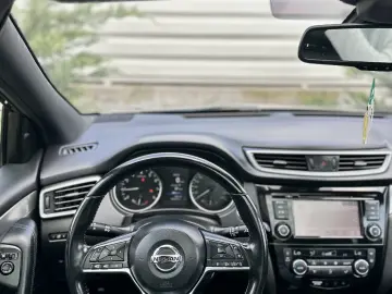 Nissan Qashqai 2020 127.000km Tekna Distronic Rate Garantie