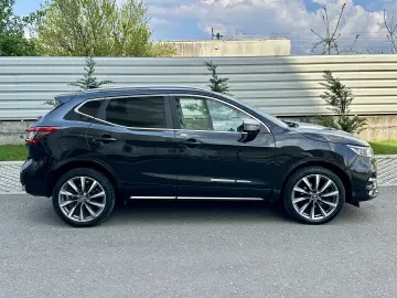 Nissan Qashqai 2020 127.000km Tekna Distronic Rate Garantie