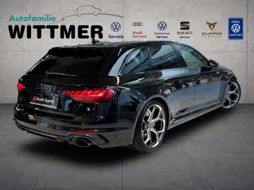 AUDI RS4 Avant 2.9TFSI 470PS quattro EDITION 25Years