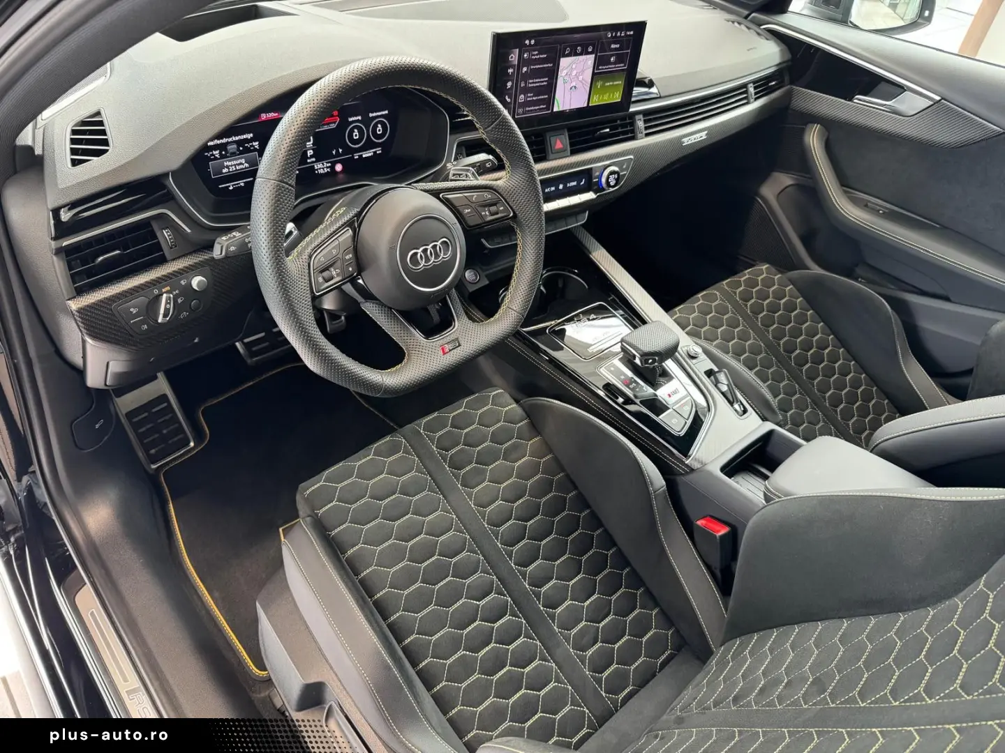 AUDI RS4 Avant 2.9TFSI 470PS quattro EDITION 25Years