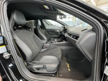 AUDI RS4 Avant 2.9TFSI 470PS quattro EDITION 25Years