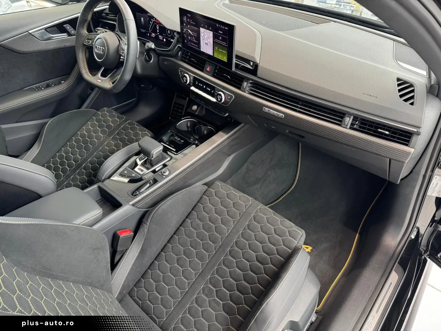 AUDI RS4 Avant 2.9TFSI 470PS quattro EDITION 25Years