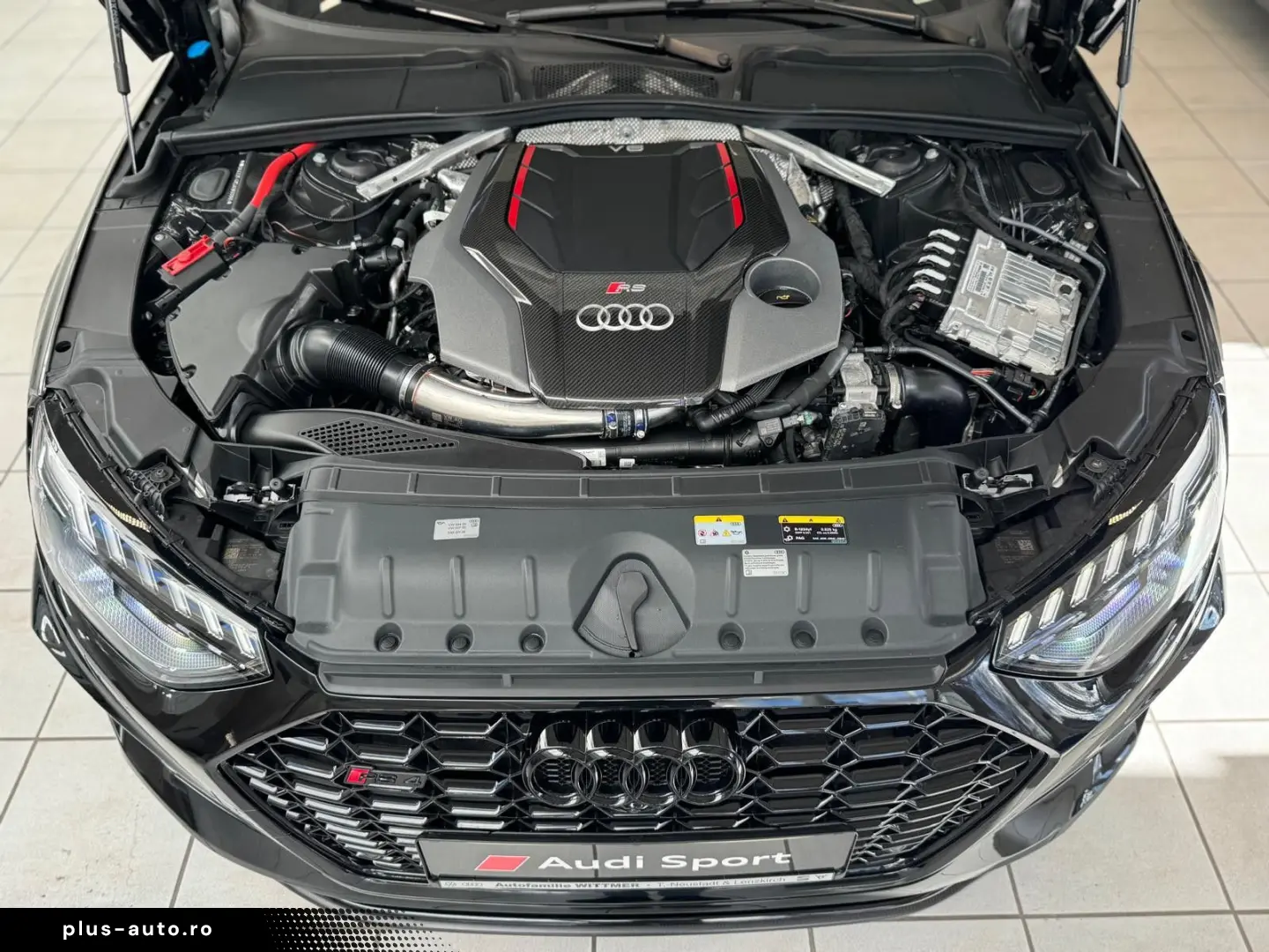 AUDI RS4 Avant 2.9TFSI 470PS quattro EDITION 25Years