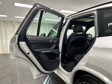 BMW X5 xDrive40i M Sportpaket Pro Pano. Harman Kardo