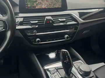 BMW 520 2017 11 2.0