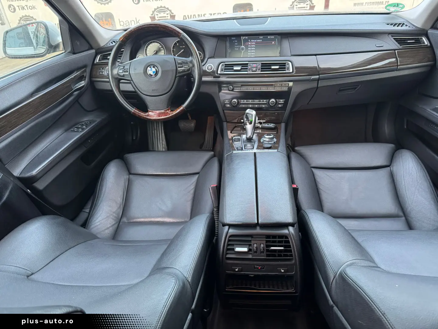 BMW Seria 7 2009 10 3.0