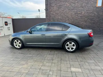Skoda Octavia 2017 10