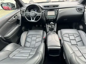 Nissan QASHQAI 2018