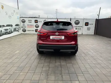 Nissan QASHQAI 2018