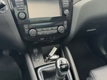Nissan QASHQAI 2018