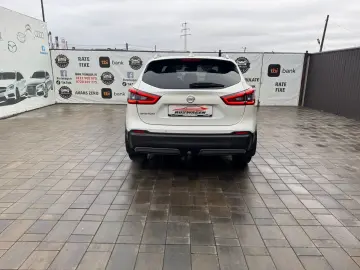 Nissan QASHQAI 2018 1.2